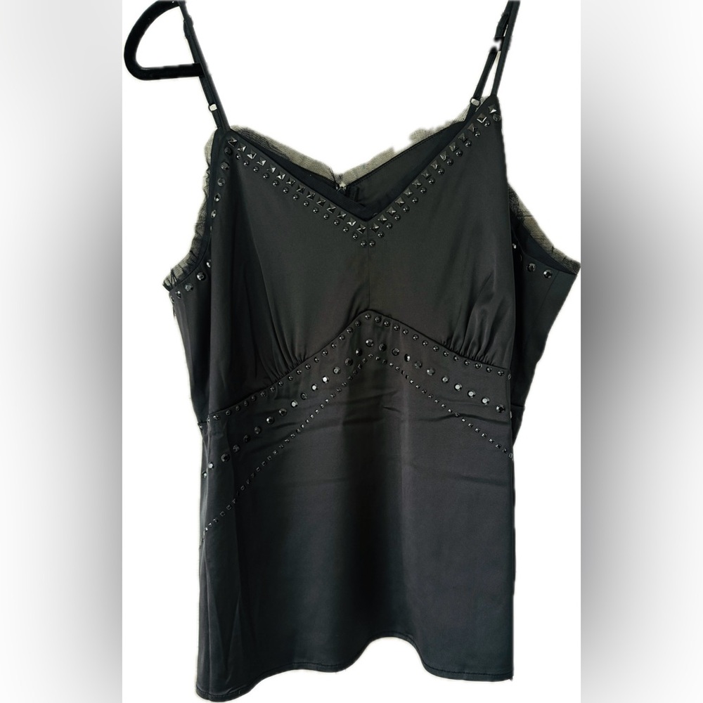 Black sleeveless Cami top